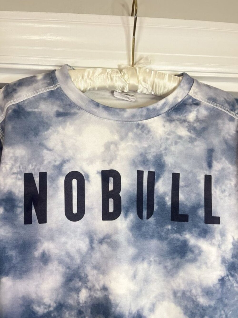 Nobull Women's Blue Tie Dye Crew Neck Sweatshirt Sz L Drop Shoulders Relaxed Log - Picture 3 of 9